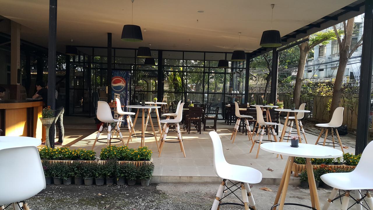 Coc Guest House & Hostel Chiang Mai Exterior photo
