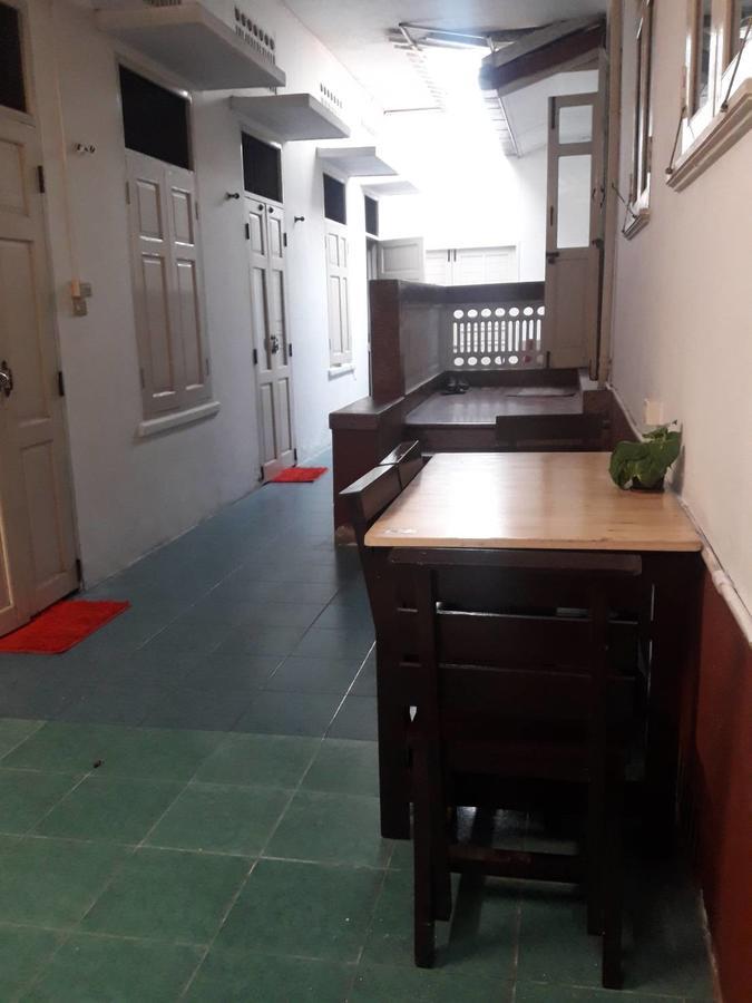Coc Guest House & Hostel Chiang Mai Exterior photo