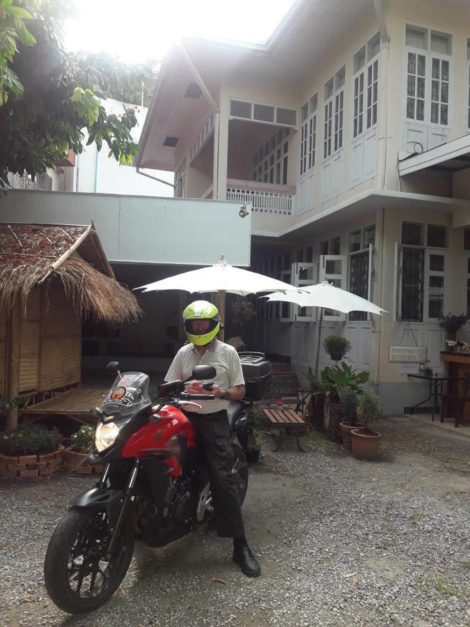 Coc Guest House & Hostel Chiang Mai Exterior photo