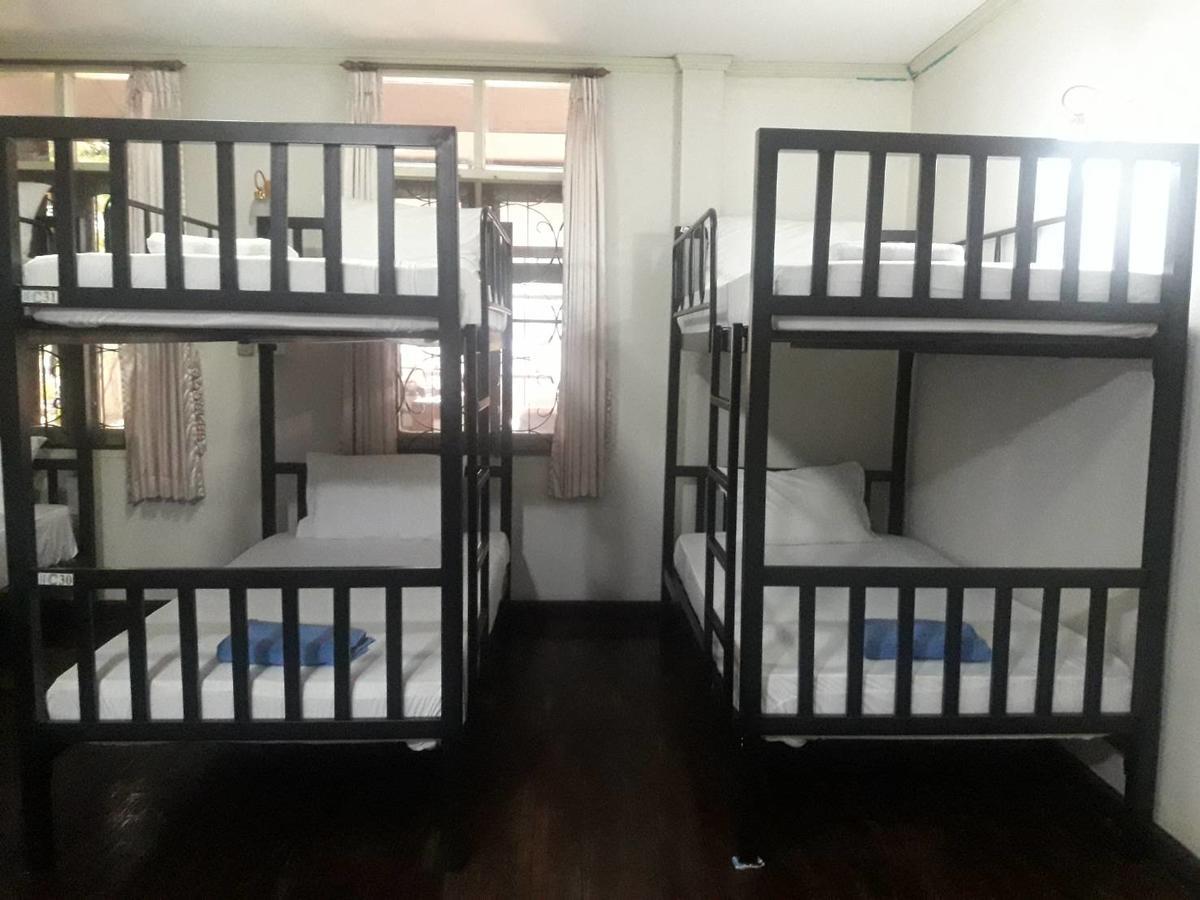 Coc Guest House & Hostel Chiang Mai Exterior photo