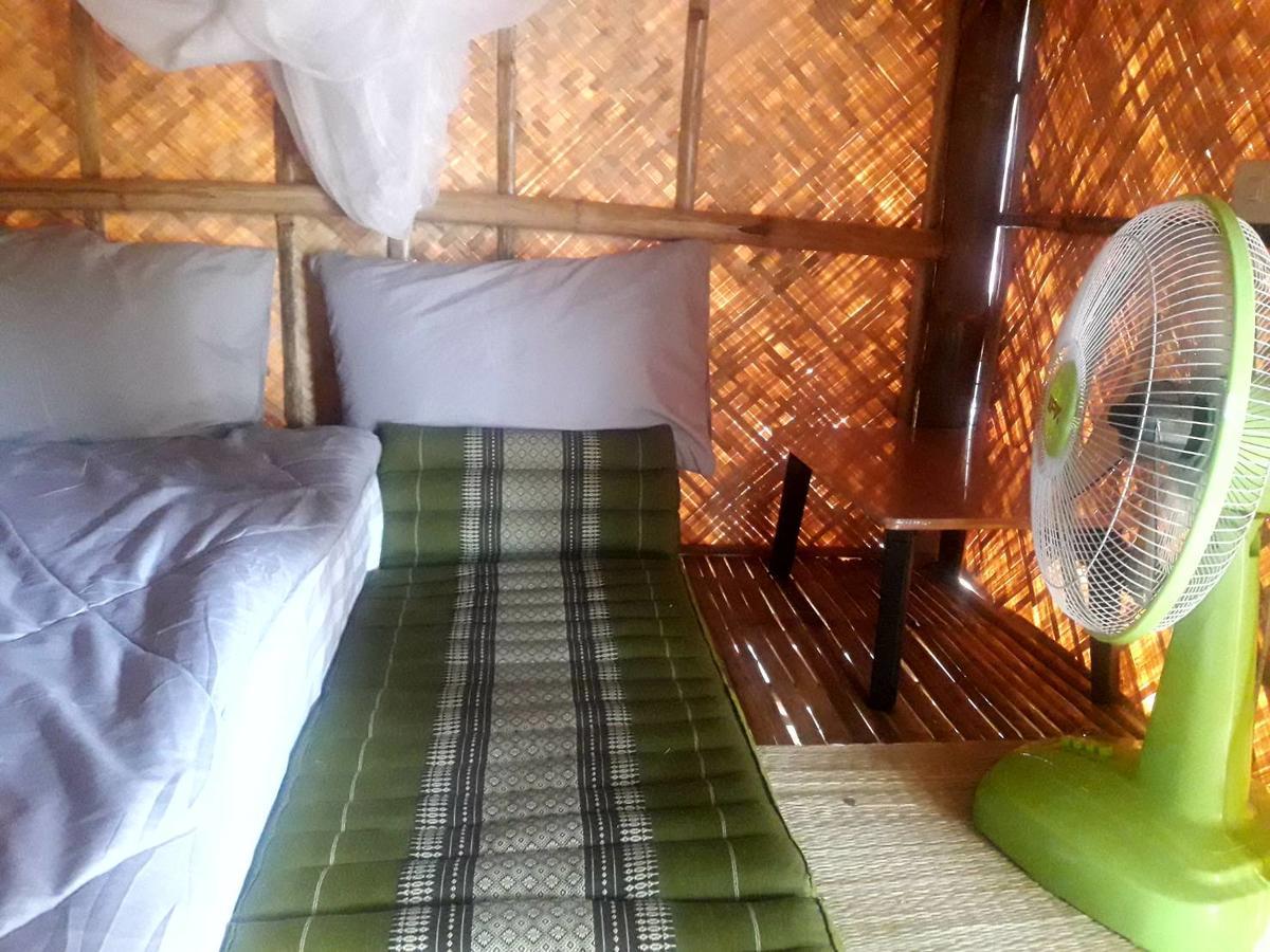 Coc Guest House & Hostel Chiang Mai Exterior photo
