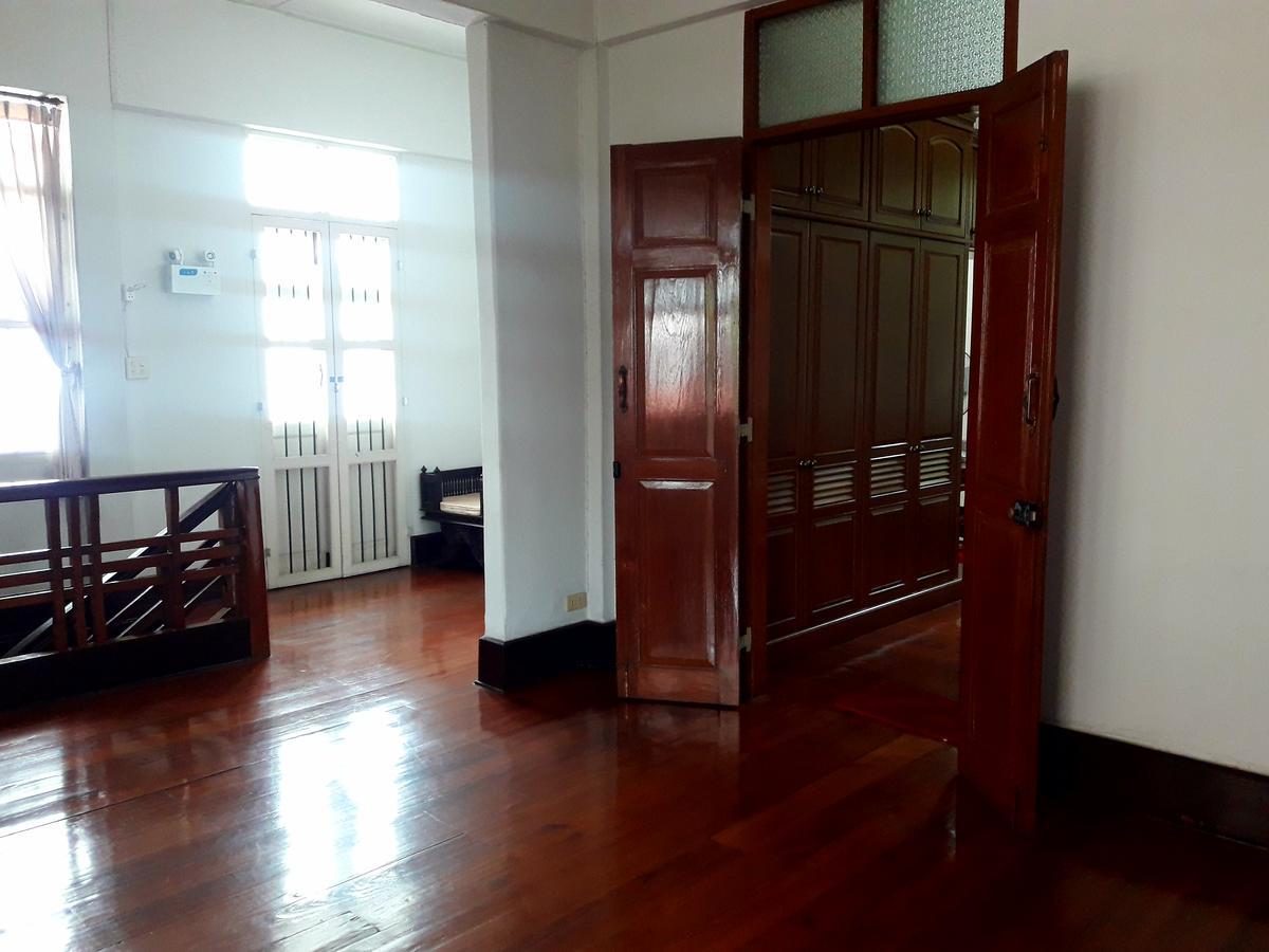 Coc Guest House & Hostel Chiang Mai Exterior photo