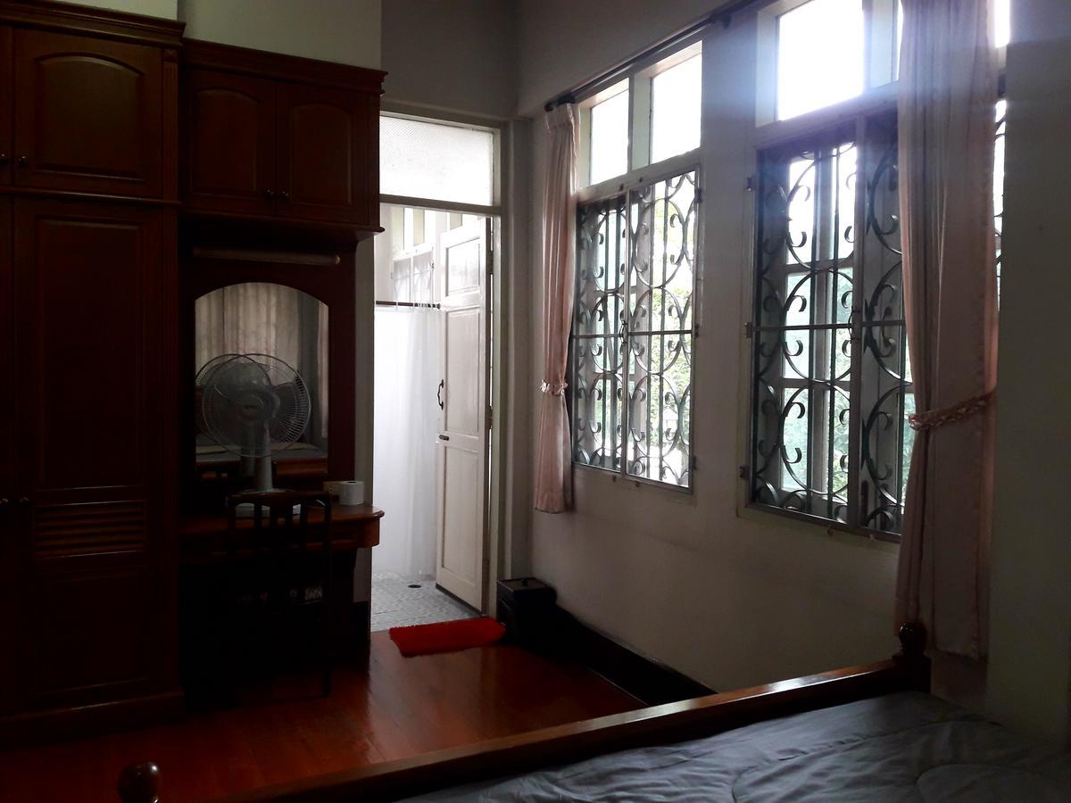 Coc Guest House & Hostel Chiang Mai Exterior photo
